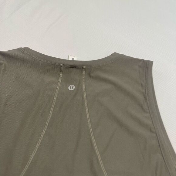 NWT Lululemon Muscle Love Crop Tank Tough Dark Olive Green Size 14 New - Picture 6 of 7